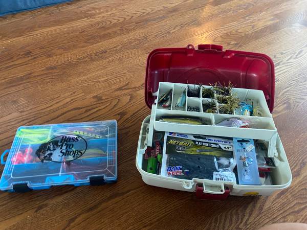 Photo BASS AND WALLEYE BOX FOR SALE $155