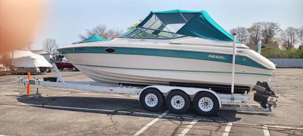 Photo Boat for sale-1996 28 ft Regal $22,000