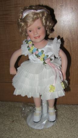 Photo Danbury Mint Shirley Temple Baby Take A Bow 10 Porcelain Doll $45