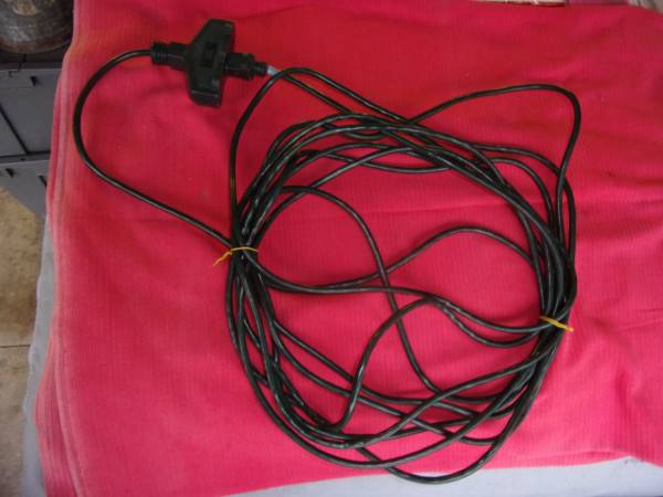 Photo Extension Cord GREEN with 3 out lets 40 foot - Other Garden Art 4 SALE $8