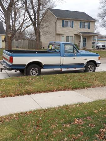 Photo Ford F150 Pick-up truck - $5,250 (Warren)