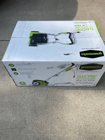 Photo Greenworks 27022 10 Amp 14 Corded Electric Dethatcher with Stainless Steel Ti $110