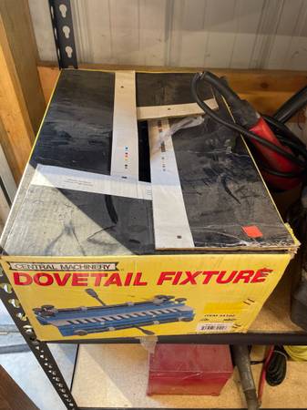 Photo Harbor Freight Dovetail Fixture tool woodworking router $25