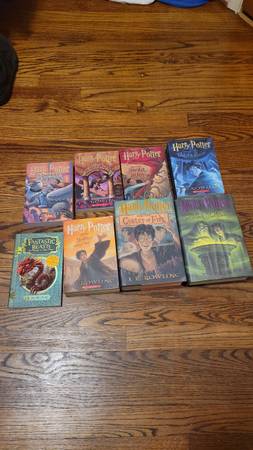 Photo Harry Potter Series Collection  Fantastic Beasts and Where to Find Th $65