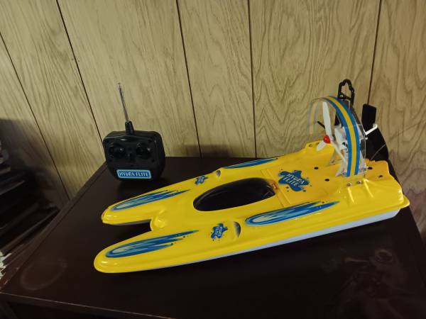Photo Hydro Elite Speed Boat $60