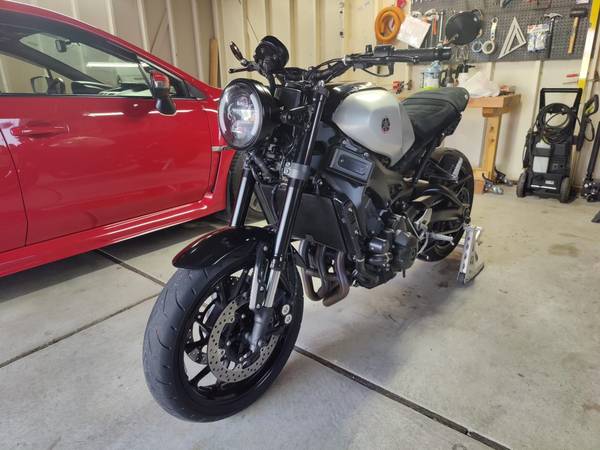 Photo LOW MILES 2016 Yamaha XSR900 ABS with quality mods $7,500