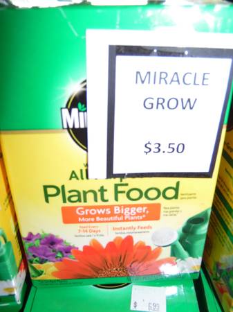 Photo Miracle Grow 1.5 lb Box --Half Price--