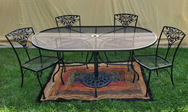 Photo Russell Woodard Large 6pc. Oval Soild Wrought-Iron Patio Table Set - REDUCED $300