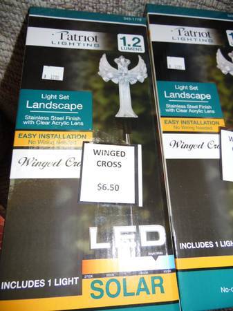 Photo Solar Powered LED Winged Cross Path Lights --New in Box-Half Price--