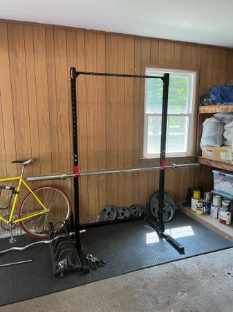 Photo Squat rack with weights $300