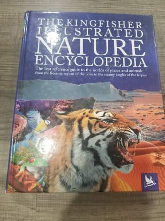Photo The Kingfisher Illustrated Nature Encyclopedia $5