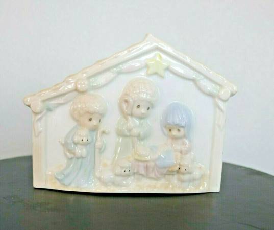 Photo Vintage 1992 - Precious Moments Porcelain Holiday Night Light Nativity $15