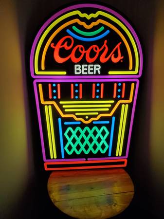 Photo Vintage Coors Beer Light Up Advertising Jukebox Sign $500.00 $500