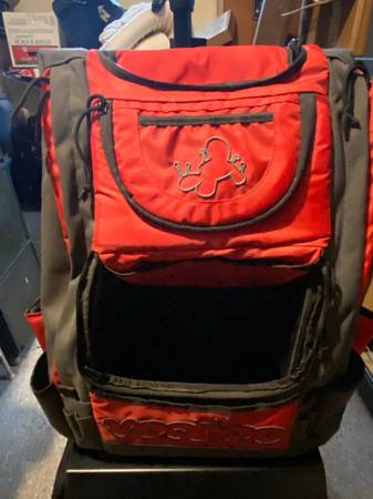 Photo Voodoo Spinal Tap 3 disc golf backpack $100