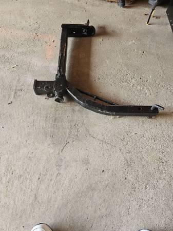Photo atv hitch for hauling trailer and atv in bed of truck. $80