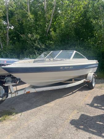parting out 1995 Bayliner Capri bow rider