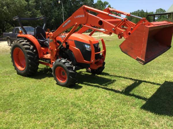 Photo 2017 Kubota Tractor $25,000