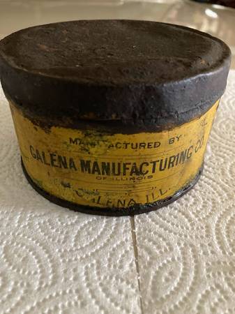 Photo Superior Axel Grease can, MT $10