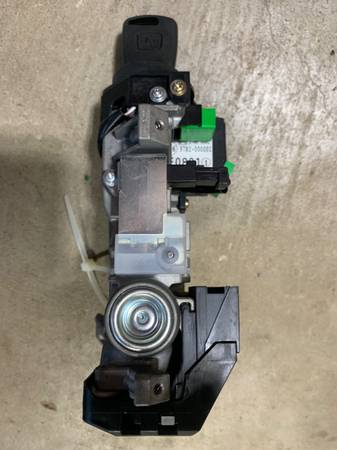 Photo 03 Honda Civic ignition switch $80
