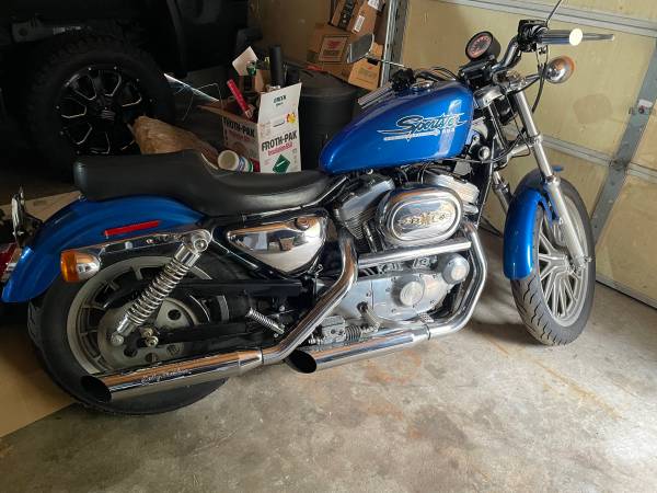 Photo 1997 Harley Davidson Sportster 883 $3,000