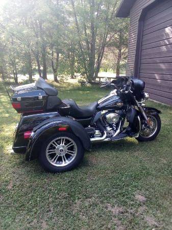 Photo 2013 Harley Davidson Trike $25,000