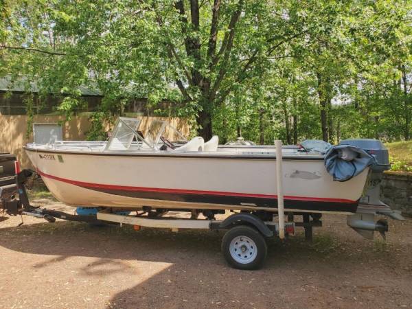 Photo Classic 1971 18ft Lund Fish  Ski w Trailer (MUST SELL MAKE OFFER) $4,000