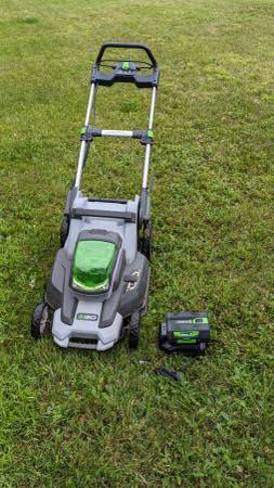Photo EGO Power 56v electric lawn mower LM2000 $300