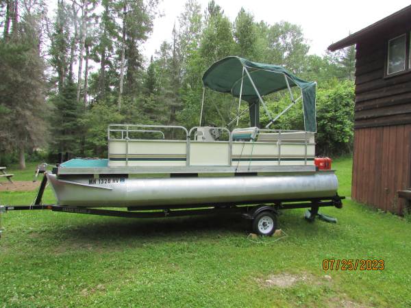 Photo For Sale 2000 Forester Pontoon $5,100