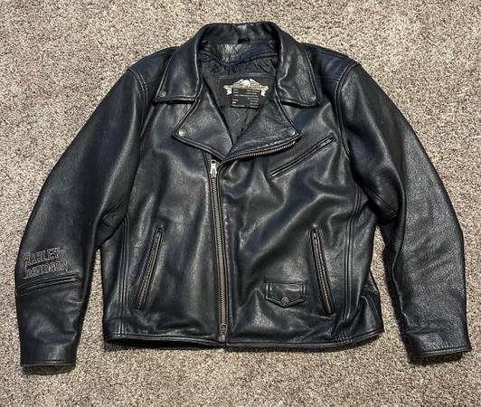 Photo Harley Davidson leather jacket xl $350