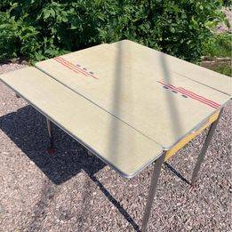 Photo MCM Expandable Formica table $200
