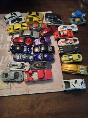 Photo Over 60 hot wheels toy cars $120