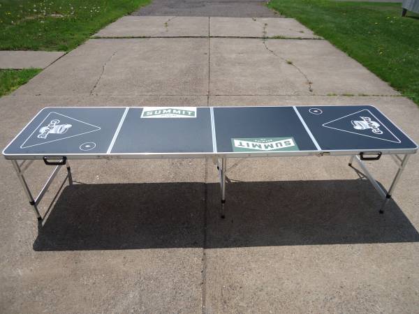 Photo Portable Beer Pong Table  8 Ft.  New in Box  $35