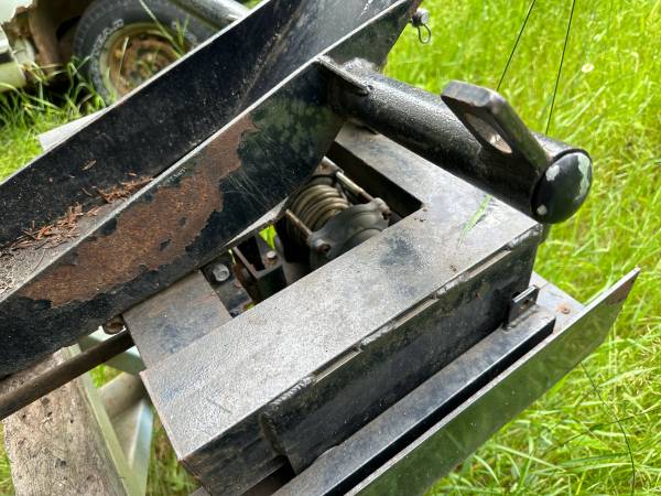 Photo rage powered motorcycle lift $2,500