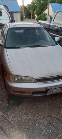 Photo 97 Honda Accord $2,000