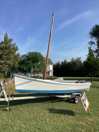 Photo 16 ft sailboat with trailer $2,000