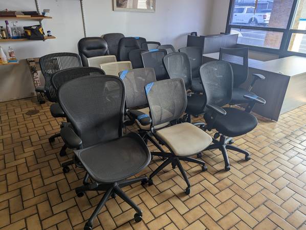 Photo Ergonomic Chairs Best Prices on East Coast $99