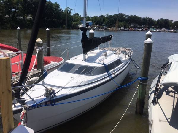 MacGregor 26X sailboat $14,995
