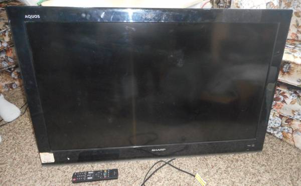 Sharp Aquos 40 Big Flat Screen HDTV $65