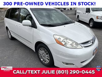 Photo Used 2009 Toyota Sienna XLE Limited for sale