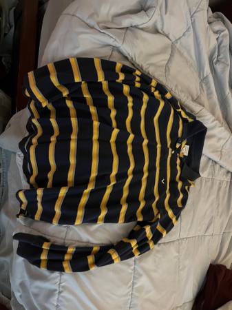 Photo American Eagle Shirt lot size Xl except dress shirts $100