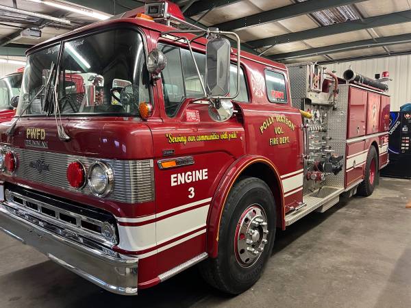 Photo 1988 ford Fire Truck $10,000