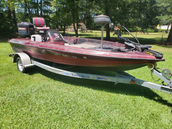 Photo 1995 Ranger Bass Boat and Trailer $3,250