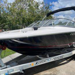 Photo Boat (Regal) $33,000