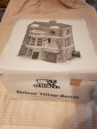Photo Collectible Dickens Village Series Kings Road Post Office $15