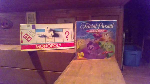 Trivial Pursuit JuniorLearning...While FUN FOR KIDS $20