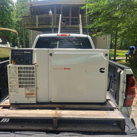 Photo WANTED DIESEL GENERATOR AND SAILBOAT ENGINE $2,133