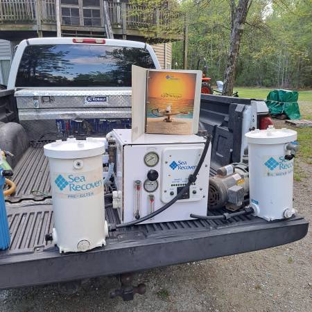 Photo WATERMAKER BY SEA RECOVERY 600 GALLON PER DAY $2,400