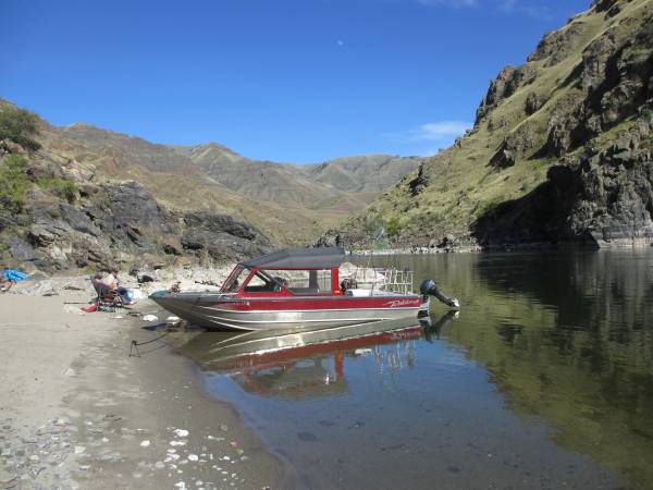 Photo 1988 22  WELDCRAFT JET BOAT - ORIGINAL OWNER $37,500