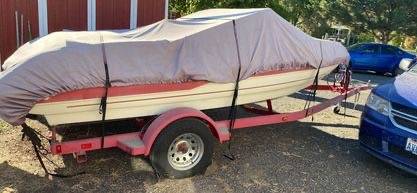 Photo 1995 Reinell Runabout with trailer $2,500