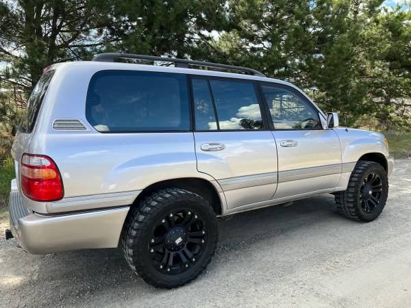 Photo 2000 Toyota landcruiser $14,000